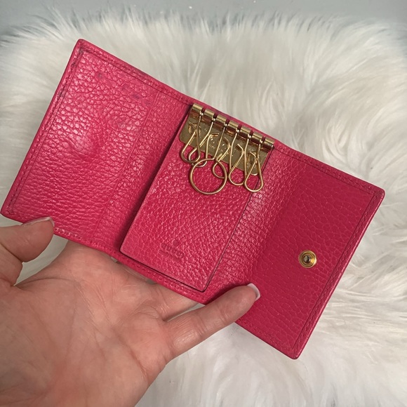 Authentic Gucci hot pink fuscia key and card holder - Picture 8 of 17